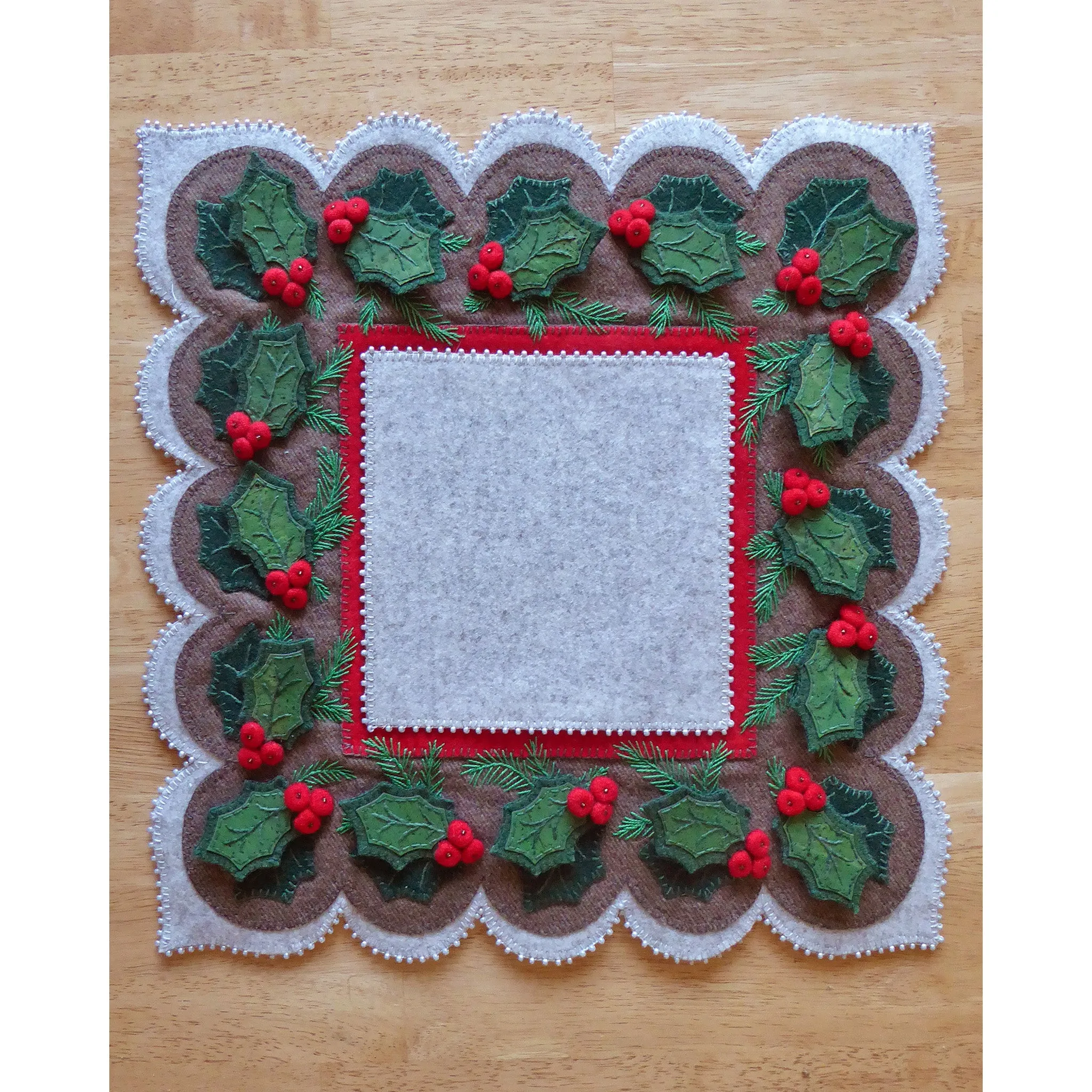 A Very Holly Time Table Mat Pattern DBM-048w  - Wholesale Product