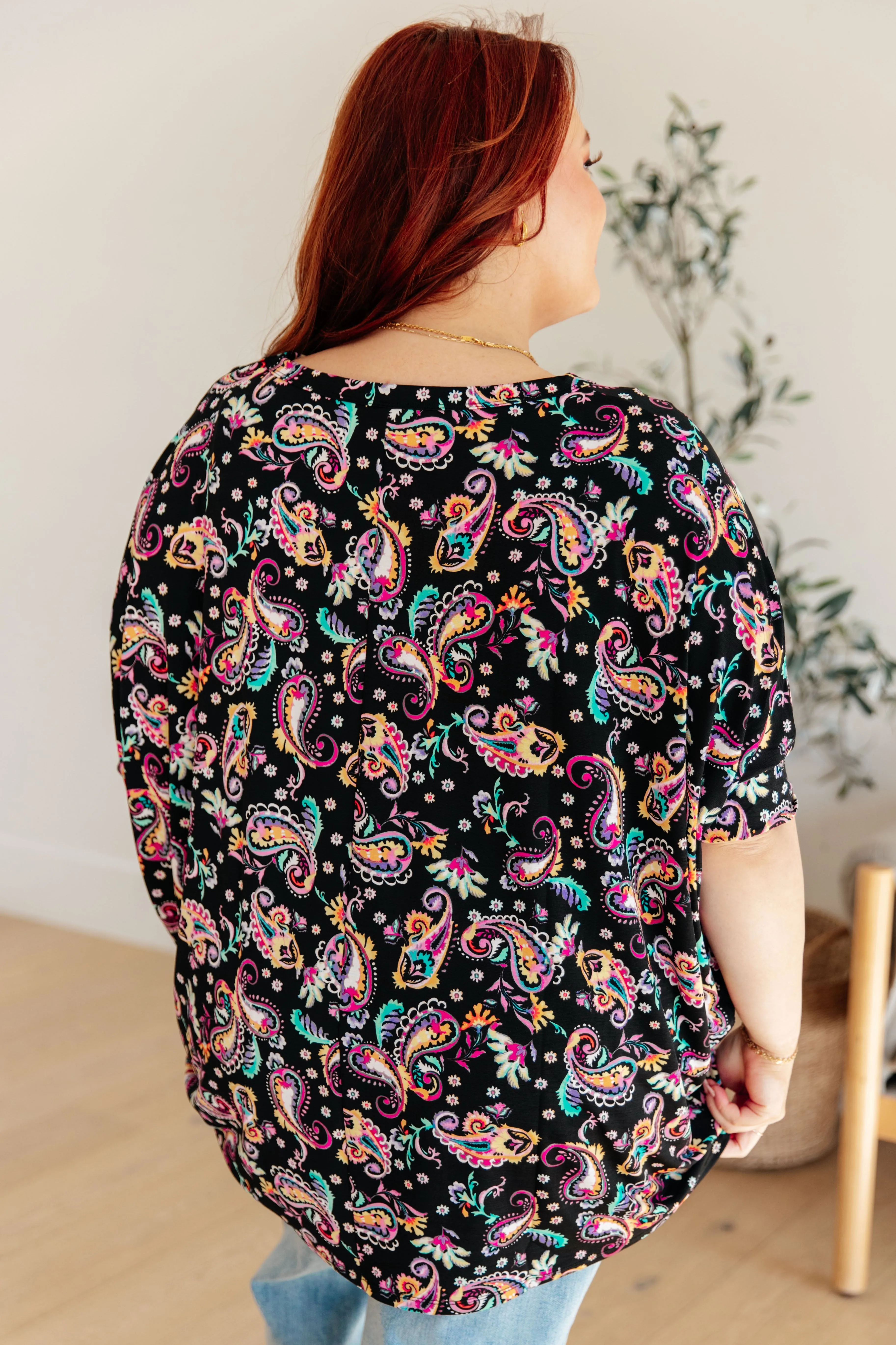 Dear Scarlett Essential Blouse in Black and Pink Paisley