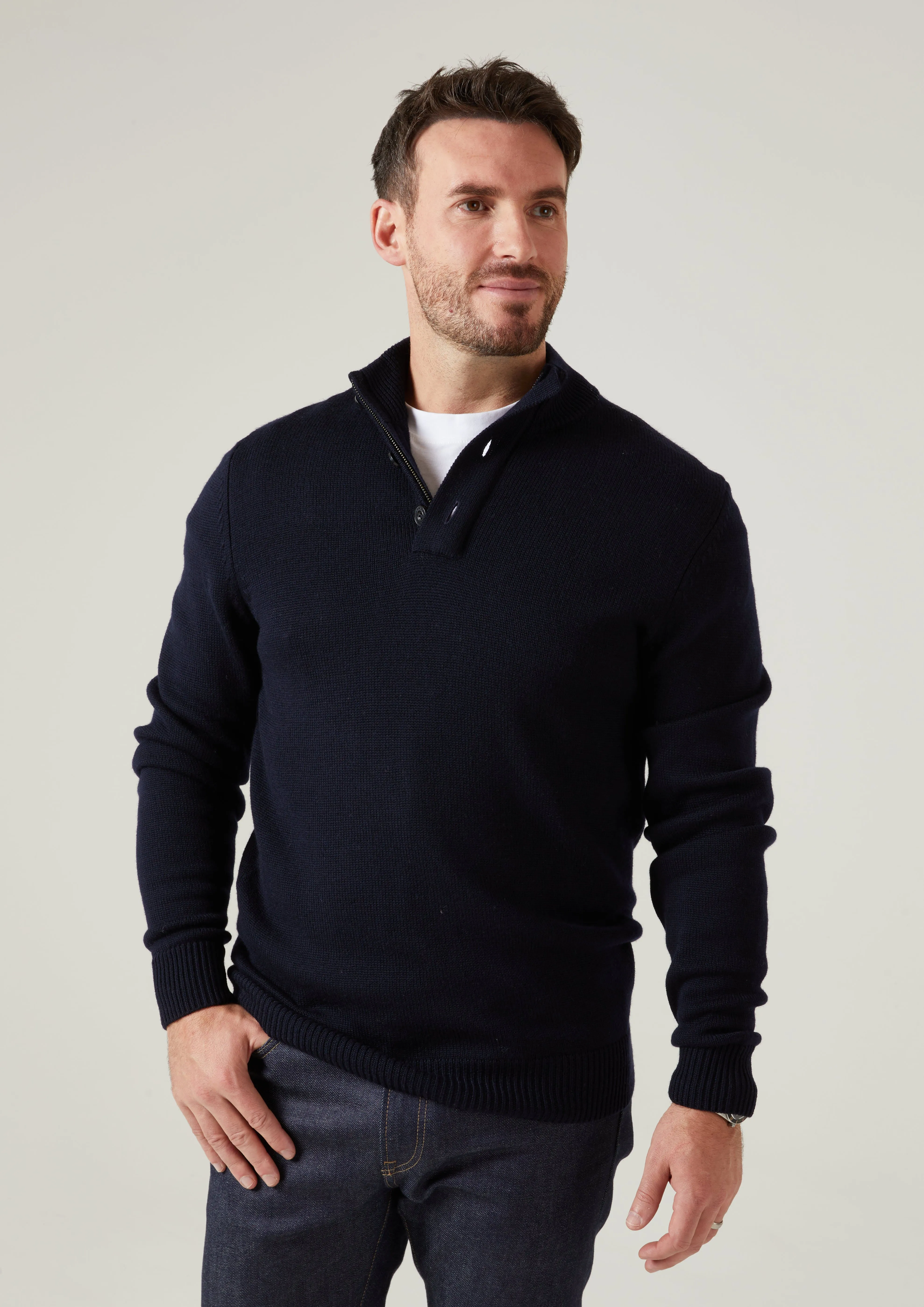 Kunwick Merino Mock Neck Jumper in Dark Navy