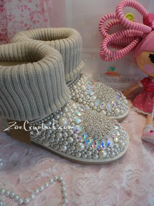 PROMOTION WINTER Beige Knit Sheepskin Fleech/Wool Boots with shinning and stylish CRYSTALS